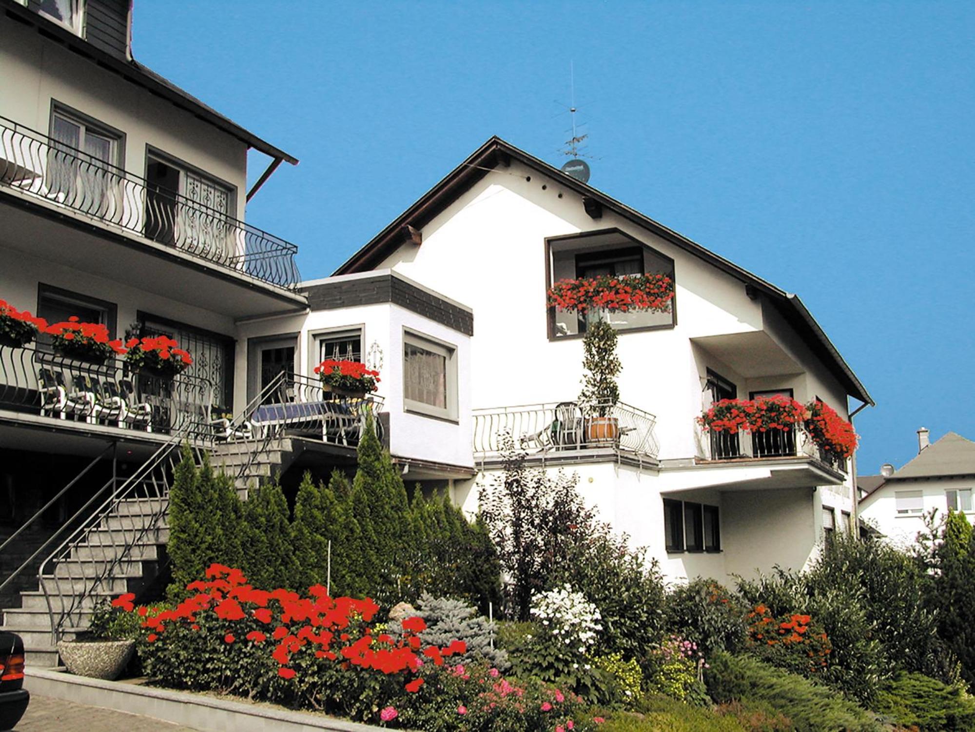 Privatunterkunft Weingut Rosenbaum *